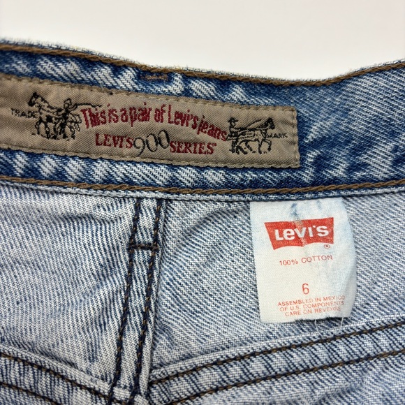 RARE Vintage Levi's 900 Series Jeans - Picture 4 of 10